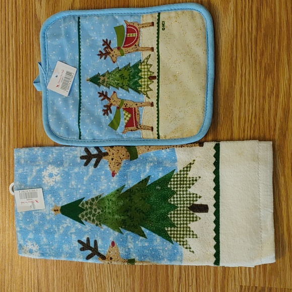 NWT Kitchen towel and potholder set - Picture 1 of 2